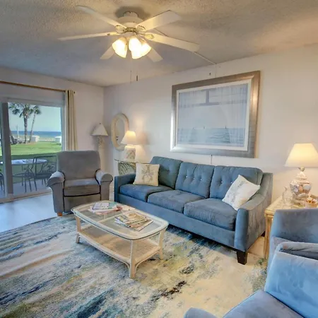 El Matador 417 - Gulf Front With Beautiful Views Of The Gulf And Pool Vila